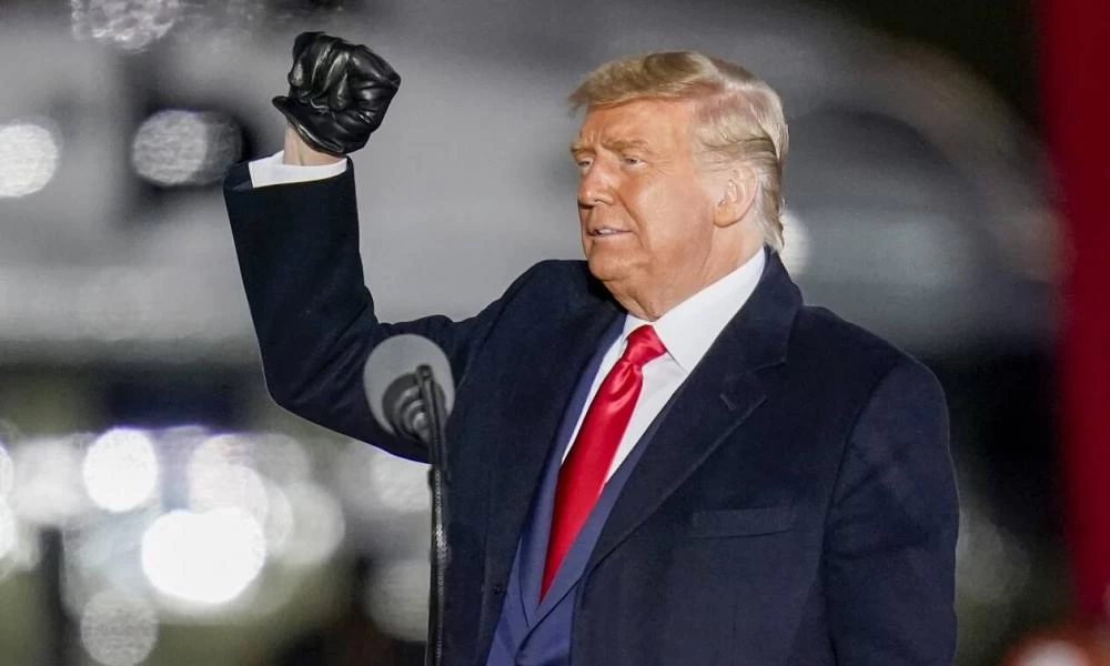 Εκλογές ΗΠΑ: Ο Τραμπ διαβεβαιώνει ότι θα διαψεύσει τις δημοσκοπήσεις